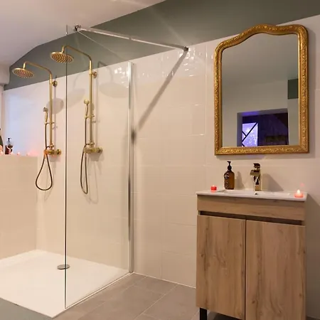 Le Bridgerlove Tantra Jacuzzi Unique